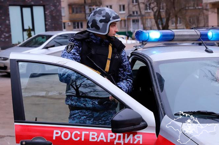 В СИМФЕРОПОЛЕ СОТРУДНИКИ РОСГВАРДИИ ЗАДЕРЖАЛИ ГРАЖДАН С НАРКОТИКАМИ