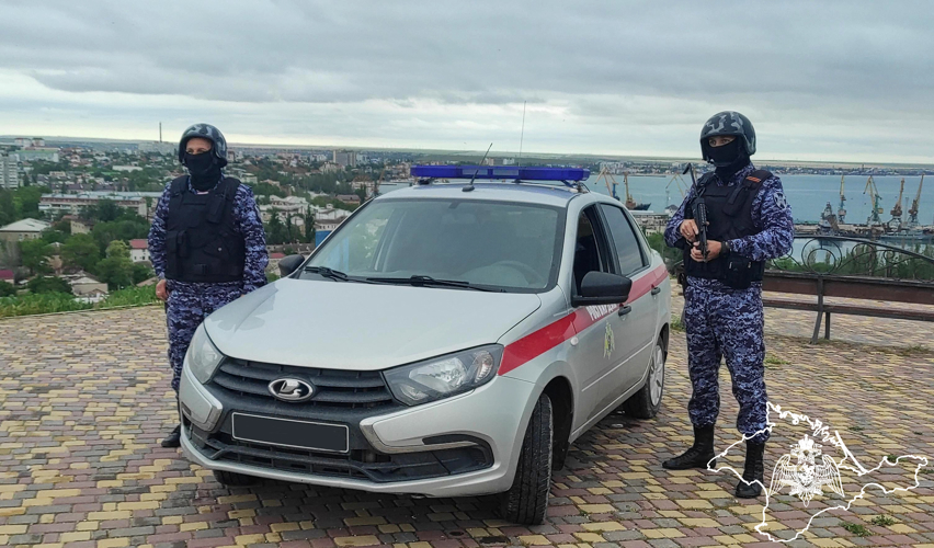 В Феодосии росгвардейцы задержали подозреваемого в нанесении телесных повреждений