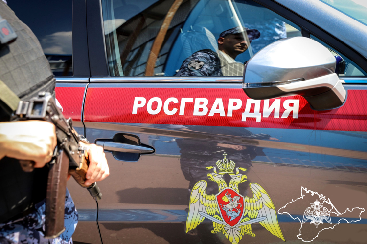 Подозреваемого в нанесении ножевого ранения задержали росгвардейцы в столице Крыма
