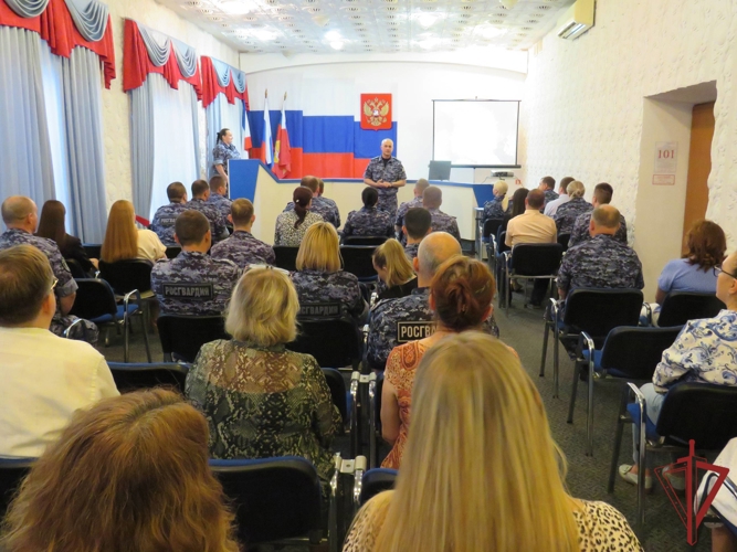 В Крыму росгвардейцы приняли участие в торжественных мероприятиях, посвященных празднованию Дня России